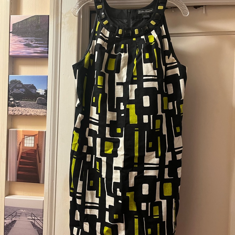 Jessica Howard Black and Green Abstract Mini Dress